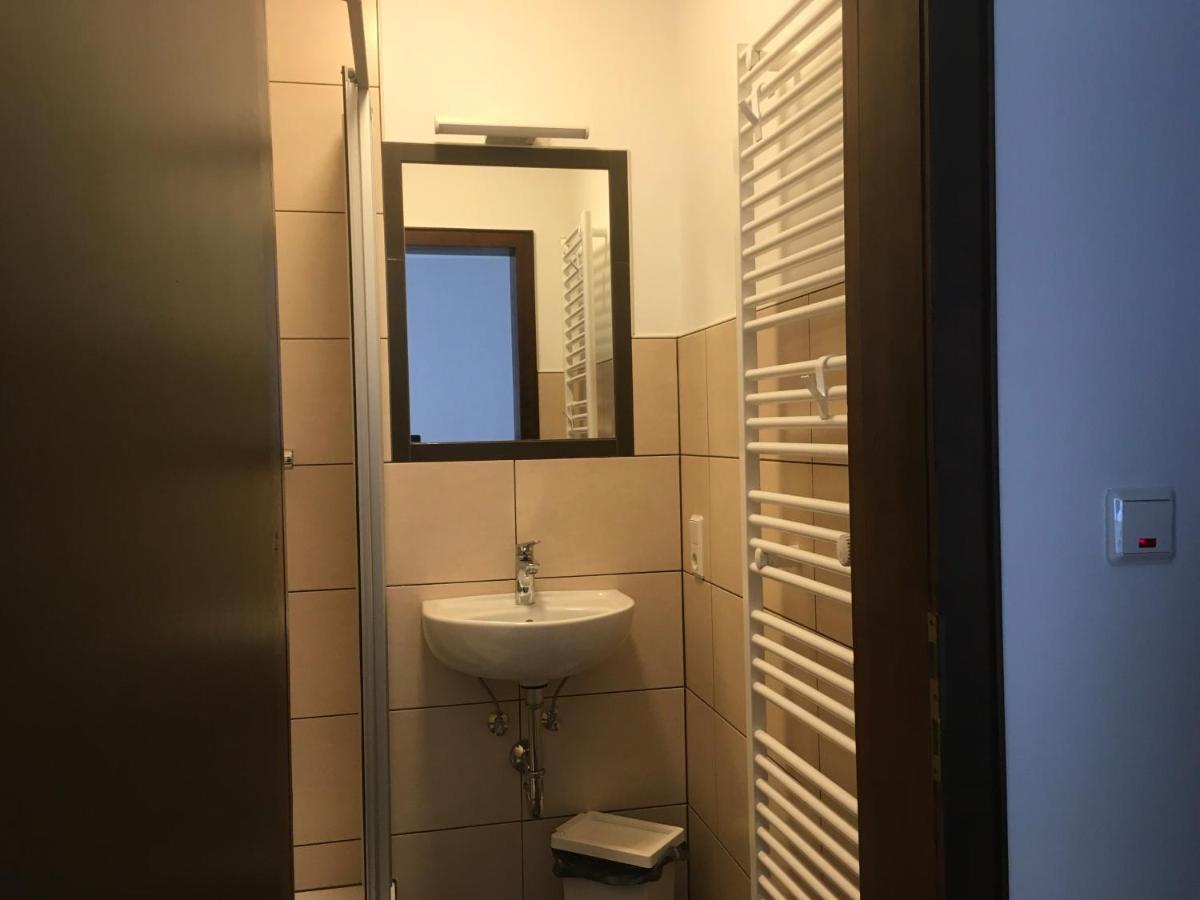 Hotel-Pension Zum Paradies Willingen  Εξωτερικό φωτογραφία