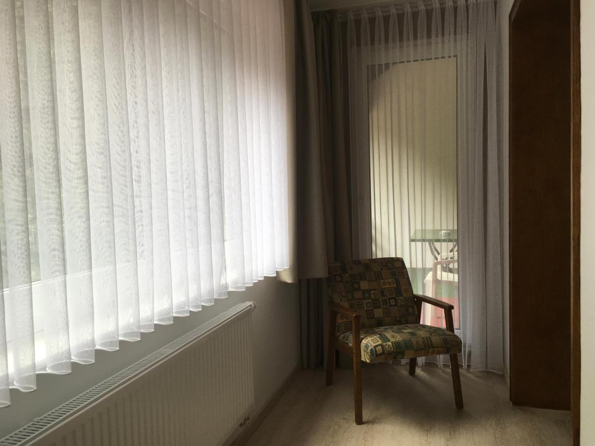 Hotel-Pension Zum Paradies Willingen  Εξωτερικό φωτογραφία