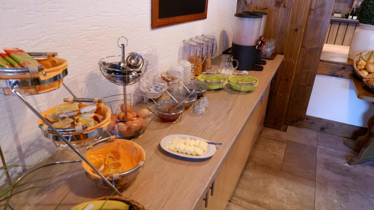 Hotel-Pension Zum Paradies Willingen  Εξωτερικό φωτογραφία